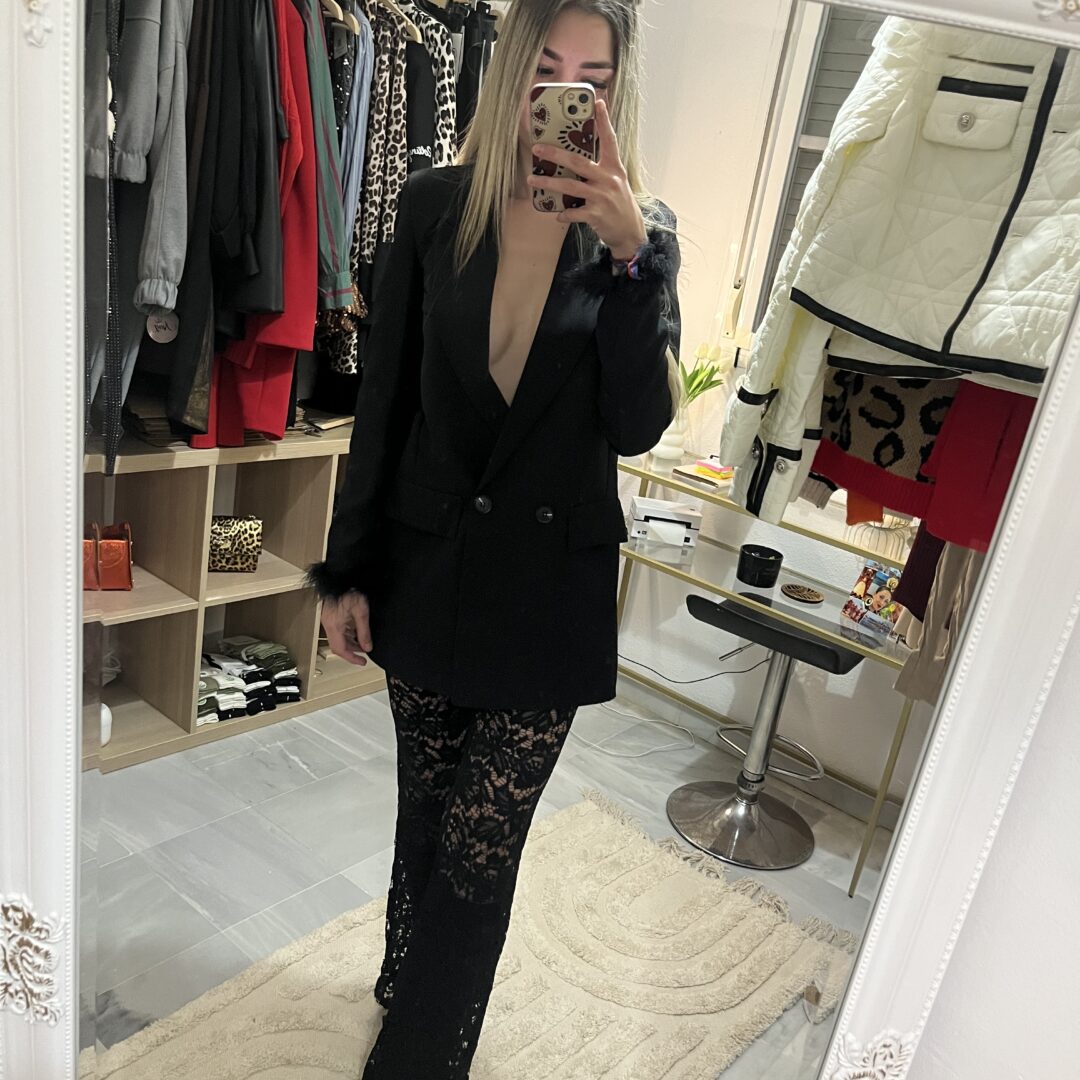 PANTALON NIKA