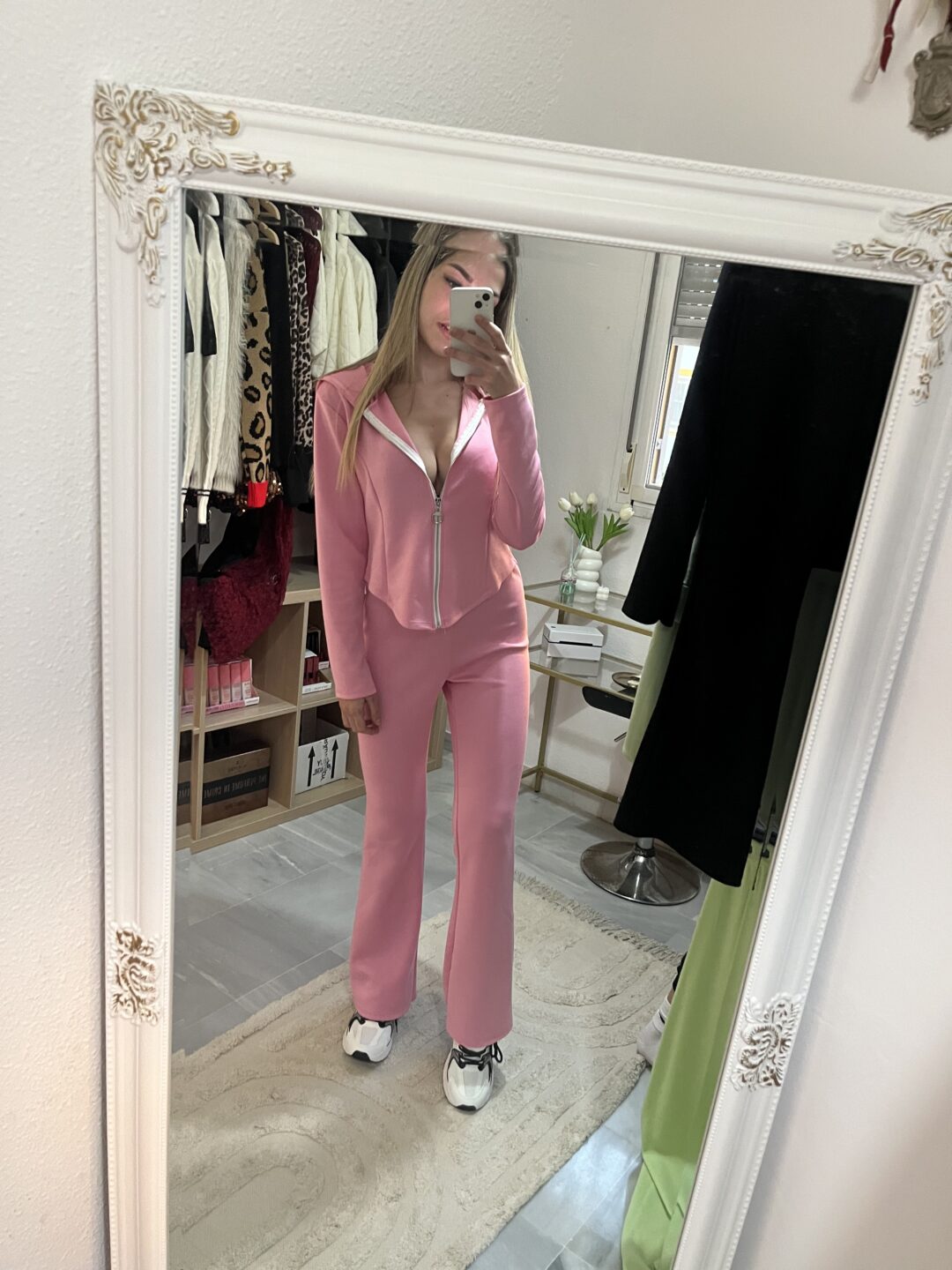 CONJUNTO LOS ANGELES